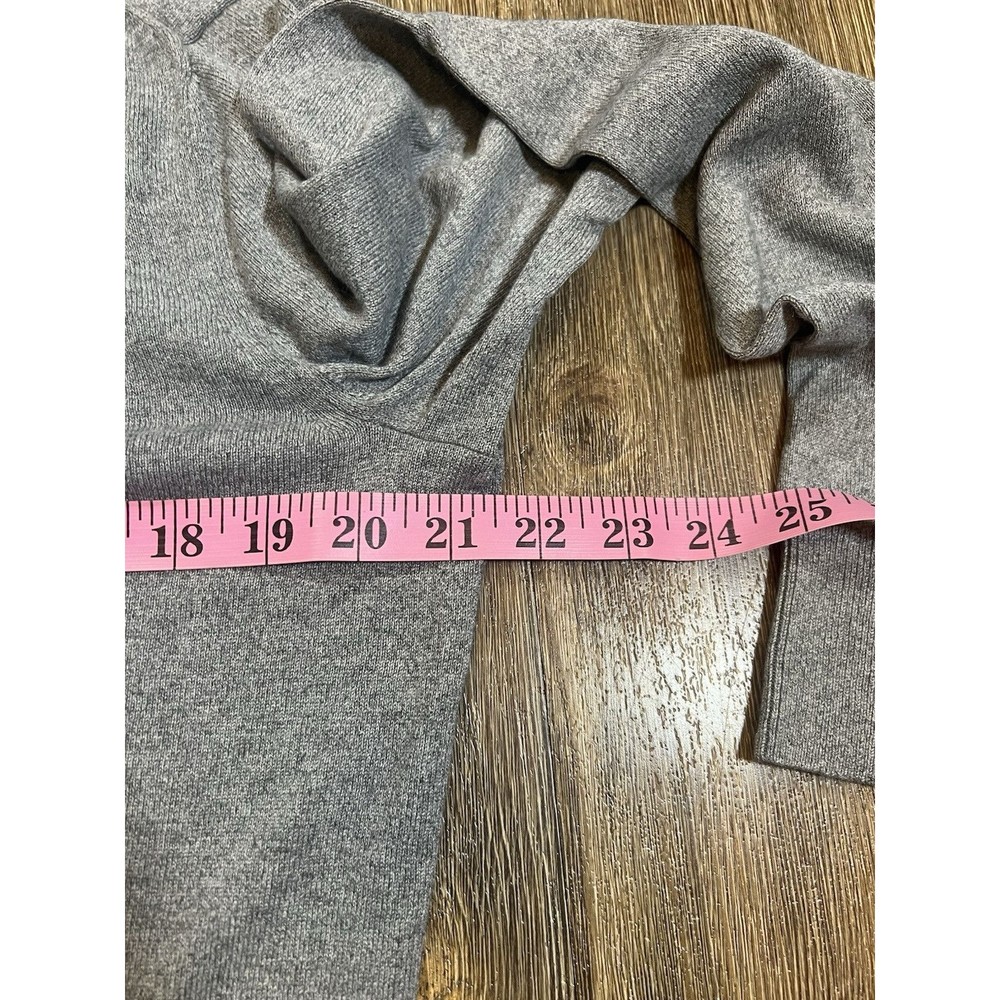 Banana Republic Mens Sweater Cashmere Silk Blend Medium Gray V-Neck  Academia - Picture 6 of 7